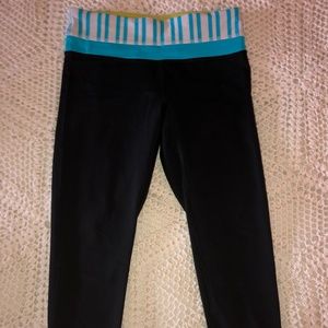 Lululemon Crop Yoga pants